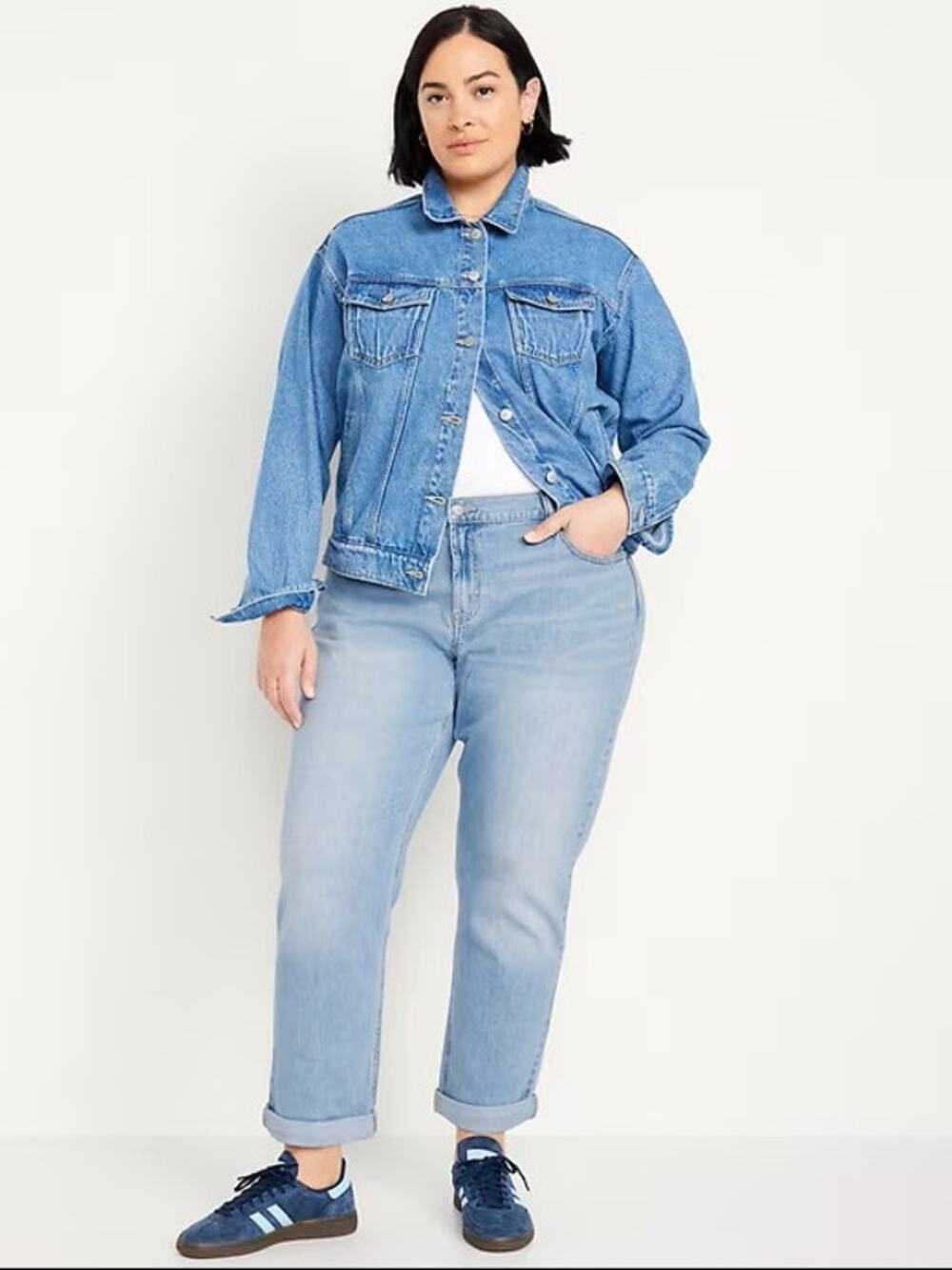 Old Navy Mid-Rise Wow Boyfriend Straight Jeans Light Wash, Size 12